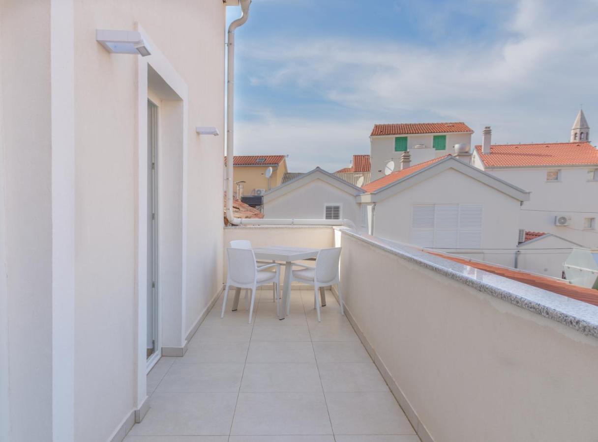 Sangulin Palace V Biograd Na Moru Exterior foto